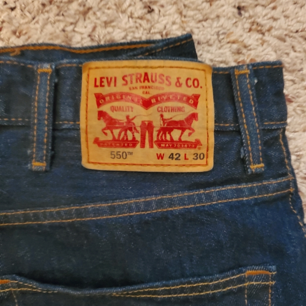 Levi Strauss Men's #550 jeans NWOT